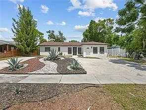5 bed, 3.5 bath, 1442 sqft, $2,800 — Photo 1