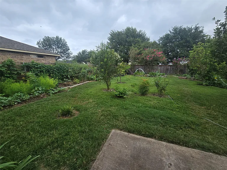 203 Pheasant Trl — Photo 2