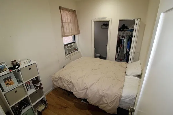 Rented by Avenues Real Estate | media 21