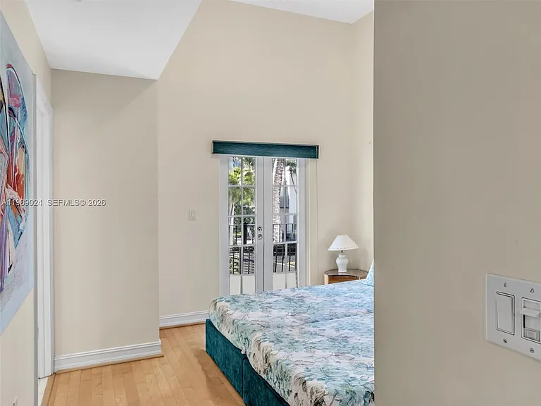 20780 NE 32nd Ave — Photo 41