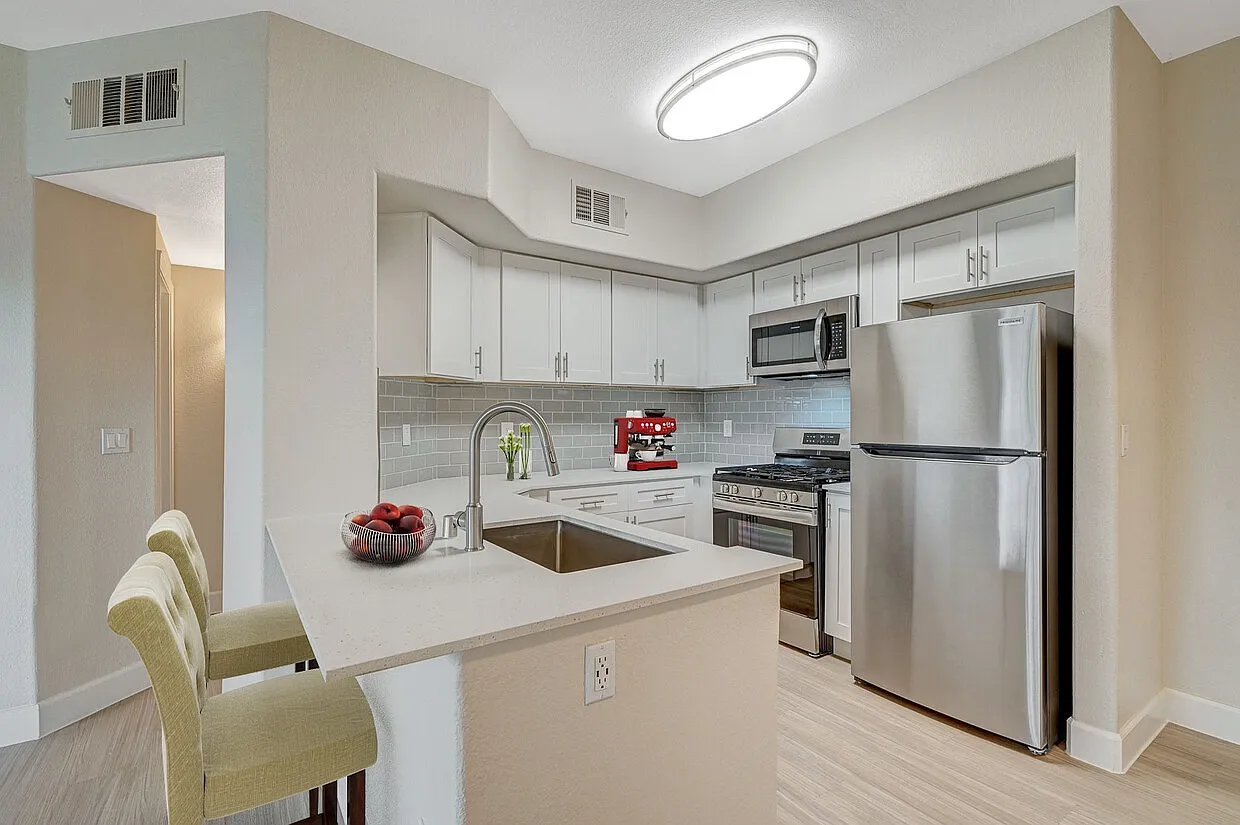 Falling Water Apartments — Photo 1