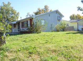 857 Skyline Dr, Junction City, KS 66441