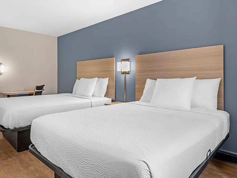 Studio Suite - 2 Queen Beds