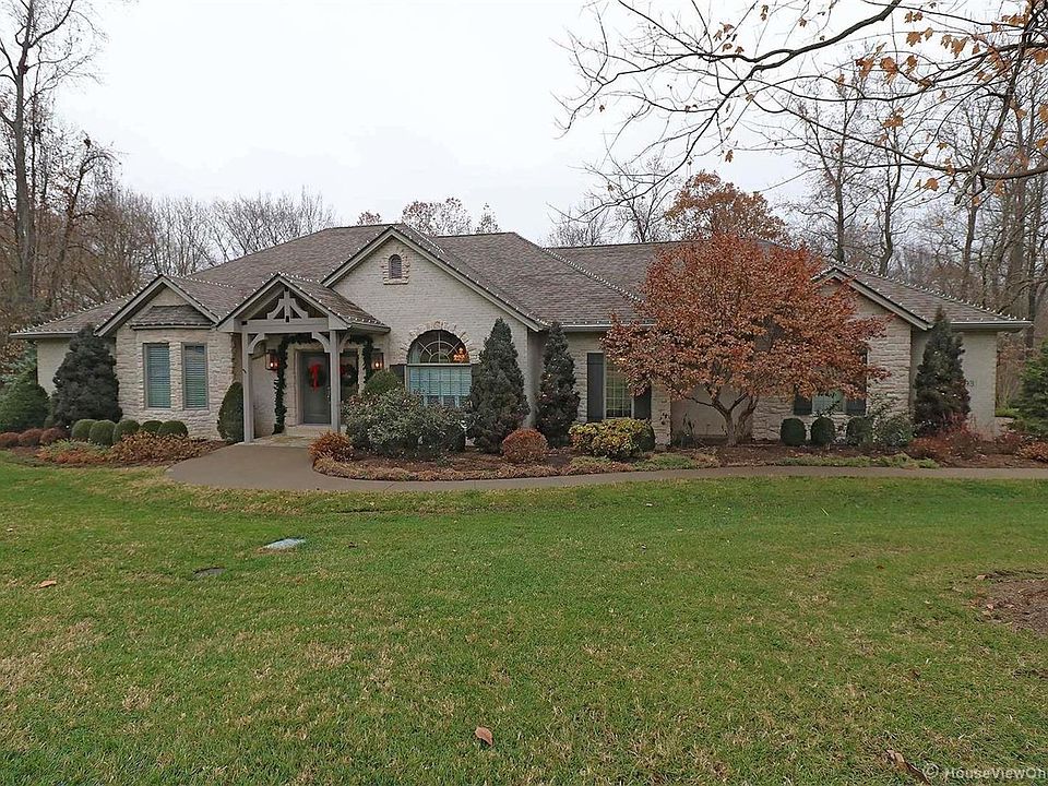 1st image of 393 Kensington Ln