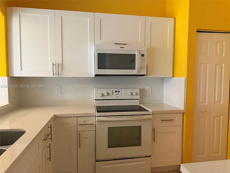 4951 Mallory St #4951 — Photo 6
