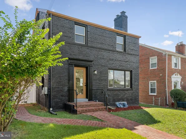 1794 41st Pl SE, Washington, DC 20020