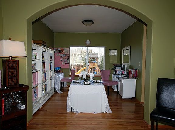 Convenient dining room off kitchen