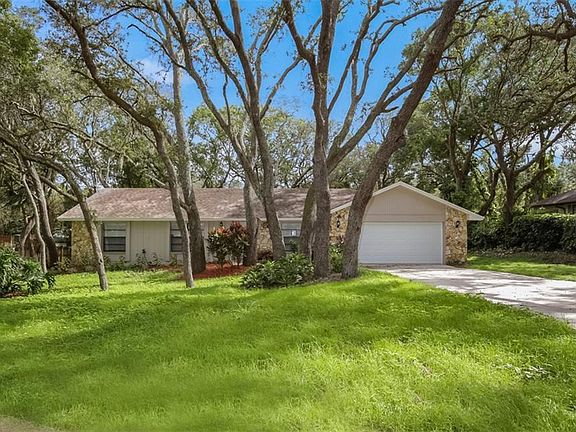2nd image of 419 Cinnamon Bark Ln
