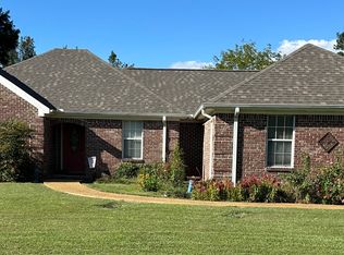 1001 Sleepy Hollow Rd, Myrtle, MS 38650