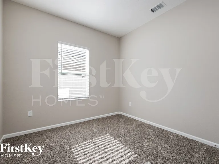 837 Orchid Grove Blvd — Photo 11