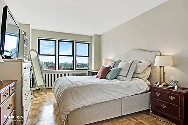 Rented by Sotheby's International Realty