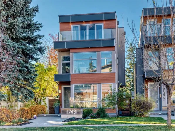 1743 N 8th Ave NW, Calgary, AB T2N 1C5