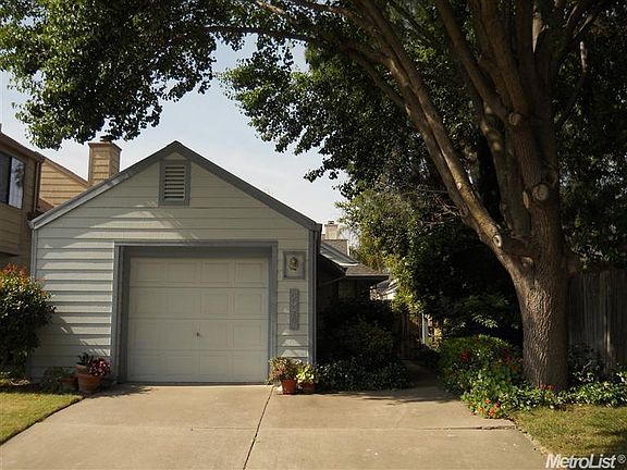4th image of 2270 Sandcastle Way