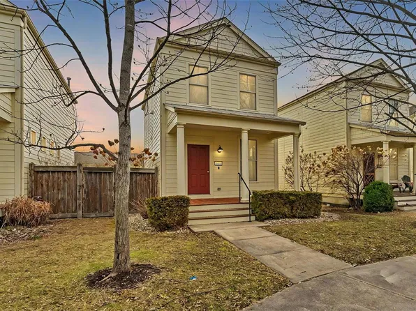 3411 Banner Pl, Saint Charles, MO 63301