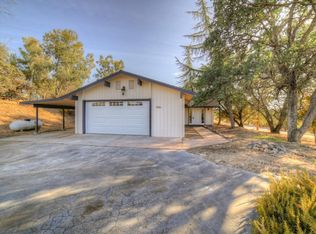 43016 Running Deer Dr, Coarsegold, CA 93614