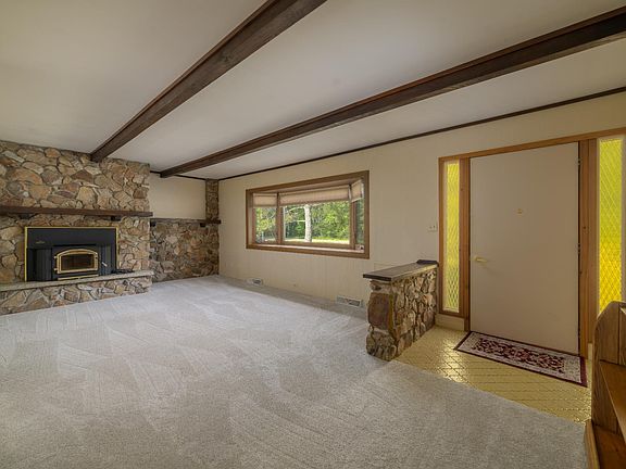 2nd image of 3563 Colburn Rd