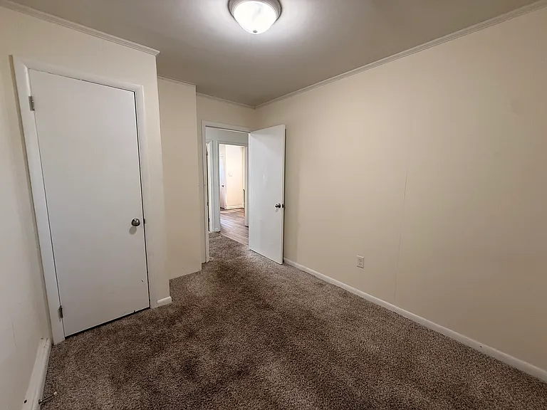 142 Carver St #2 — Photo 10