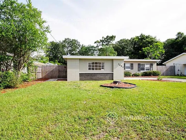 3451 Australian Cir — Photo 2