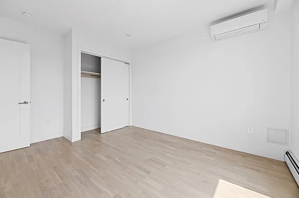 Rented by REAL New York | media 29