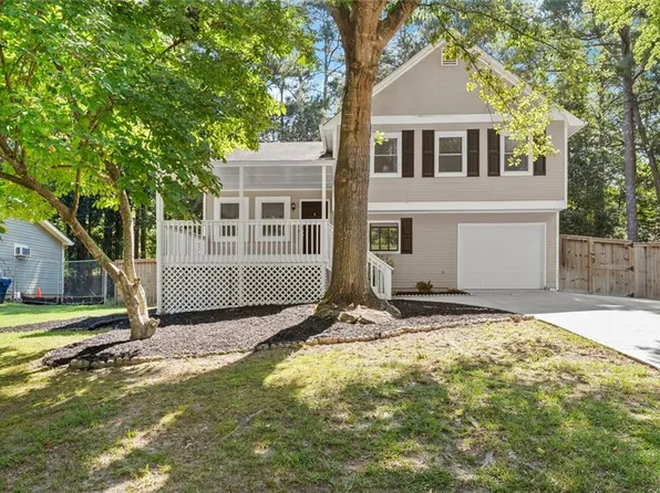 6536 River Glen Dr, Riverdale, GA 30296