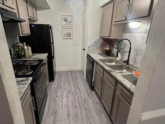 5th image of 3564 Avalon Park East Blvd #101