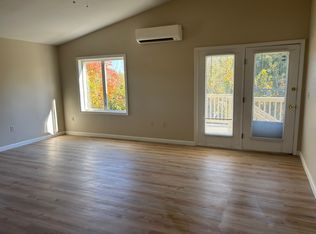 1021 Ocean Ave APT 7, Portland, ME 04103