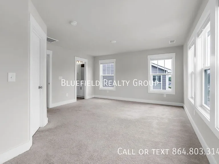 271 Dalmatian Dr — Photo 20