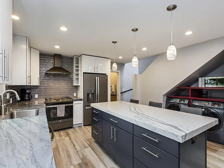 4717 Cape May Ave — Photo 6