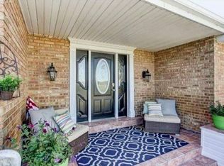 100 Highland Lakes Dr, Lima, OH 45801