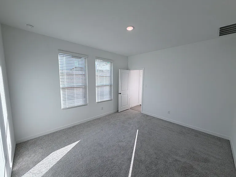 245 Inyo St — Photo 20