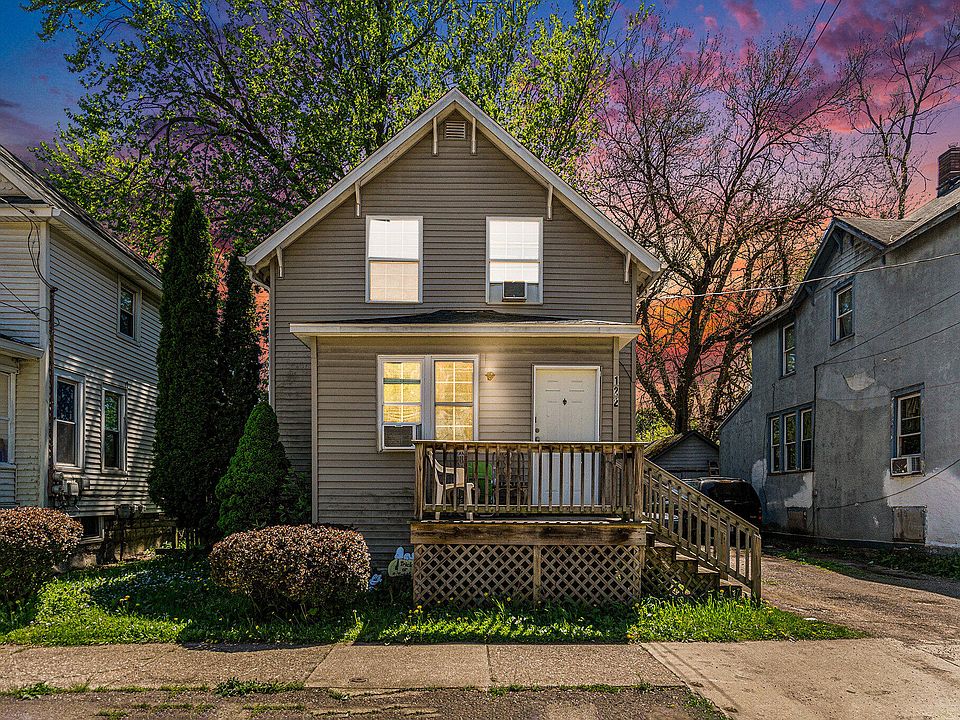 1st image of 122 E Stockbridge Ave