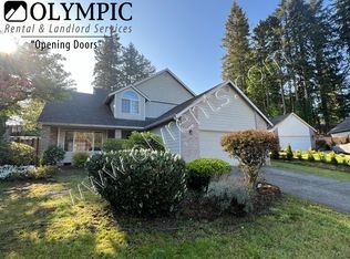 2134 Diamond Loop SE, Lacey, WA 98503