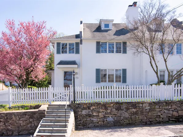 74 Kensington Road, Bronxville, NY 10708