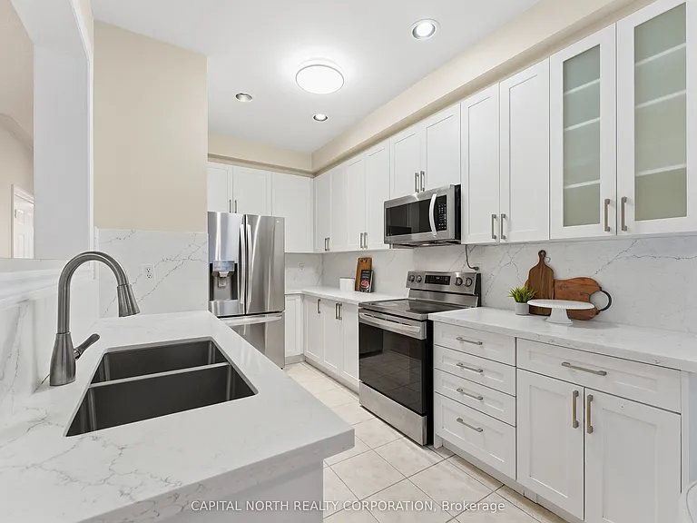 74 Bullrush Dr — Photo 15