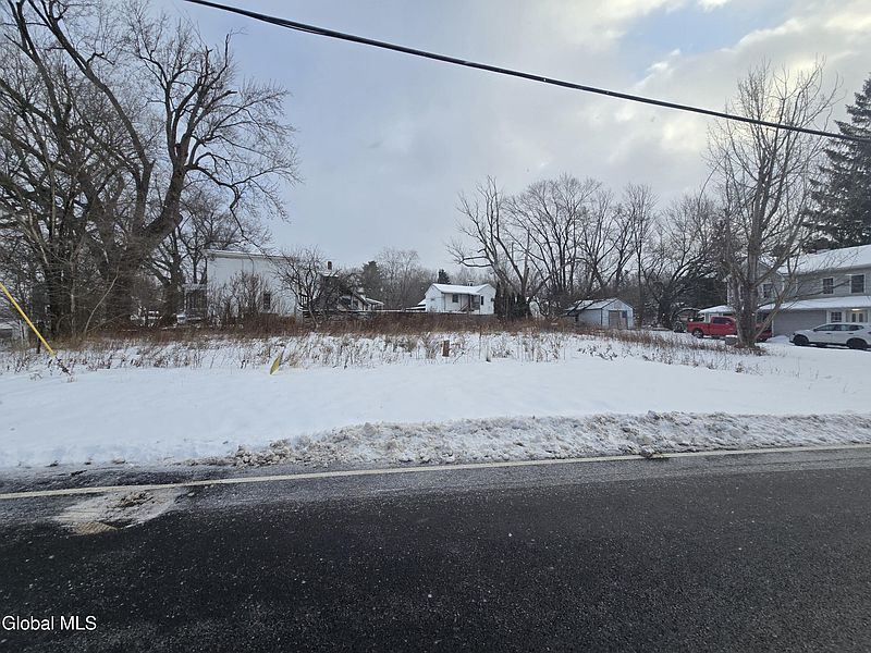 4th image of 111 Darby Hill Road