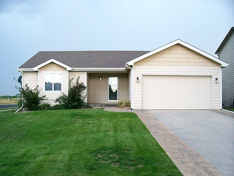 1st image of 8401 Calumet Way