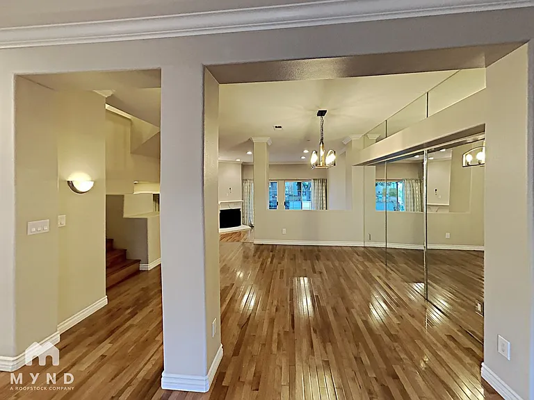 5117 Renaissance Ave #C — Photo 9