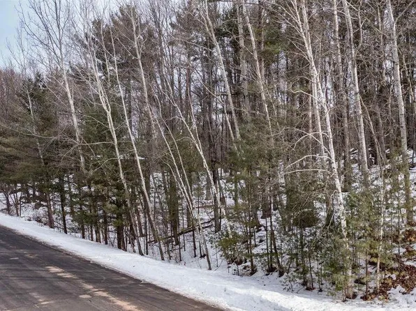 Fairway Dr #2, Iola, WI 54945