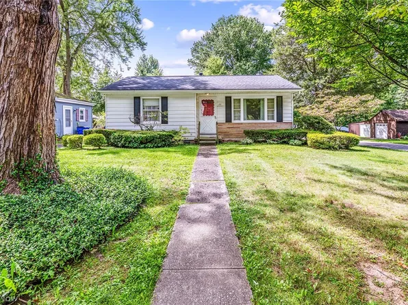 177 N Scranton St, Ravenna, OH 44266