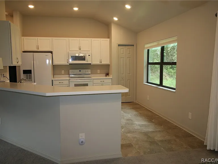 2958 N Kittery Point — Photo 7