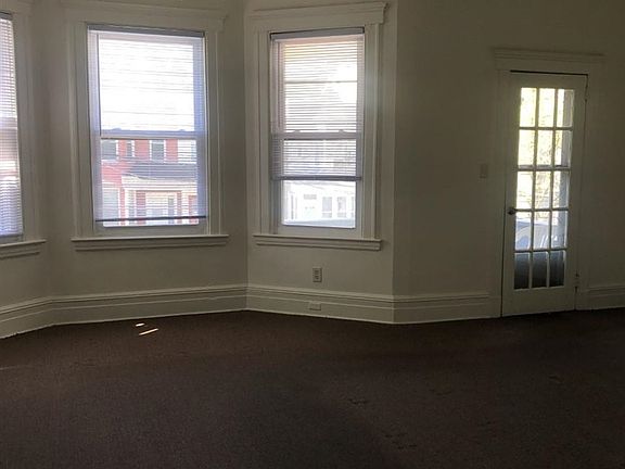 3rd image of 418 Fairmount Ave #2