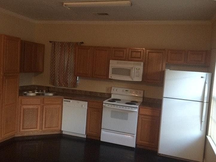 All appliances including washer and dryer