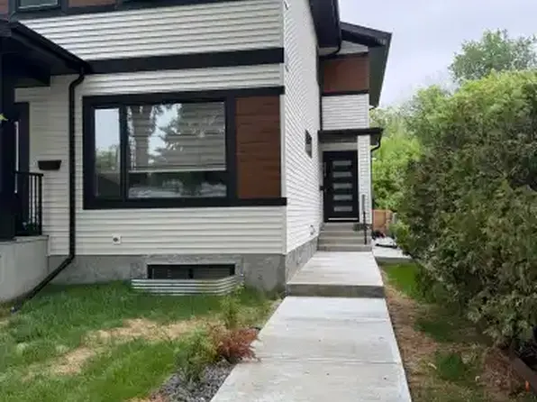 12018 63rd St NW #1A, Edmonton, AB T5W 4G4