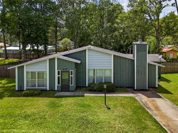 5520 NW 23rd Ter, Gainesville, FL 32653