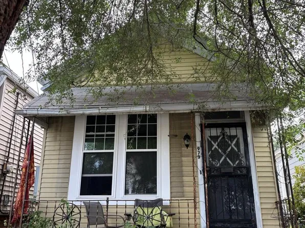 979 Vine St, Louisville, KY 40204