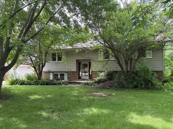 24830 S Hemphill Dr, Elwood, IL 60421
