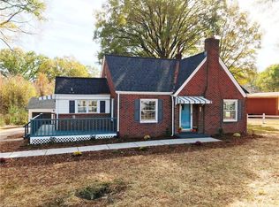 306 E Meadow Rd, Eden, NC 27288