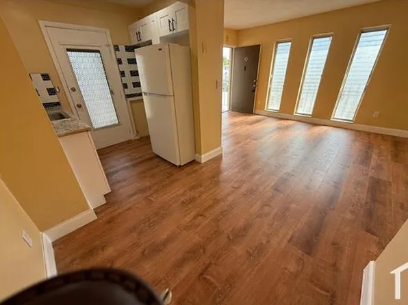 665 NE 133rd St #14, Miami, FL 33161