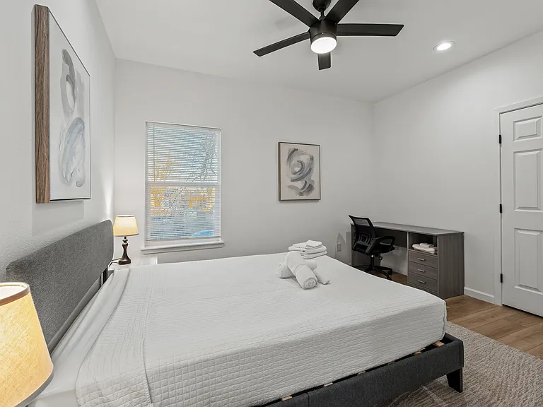 2214 Hooper St — Photo 16