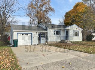711 Robert St, Lansing, MI